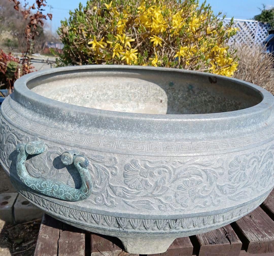 •青銅製火鉢••プランター　ビンテージ•ジャンクガーデン　レトロ火鉢　大きめ