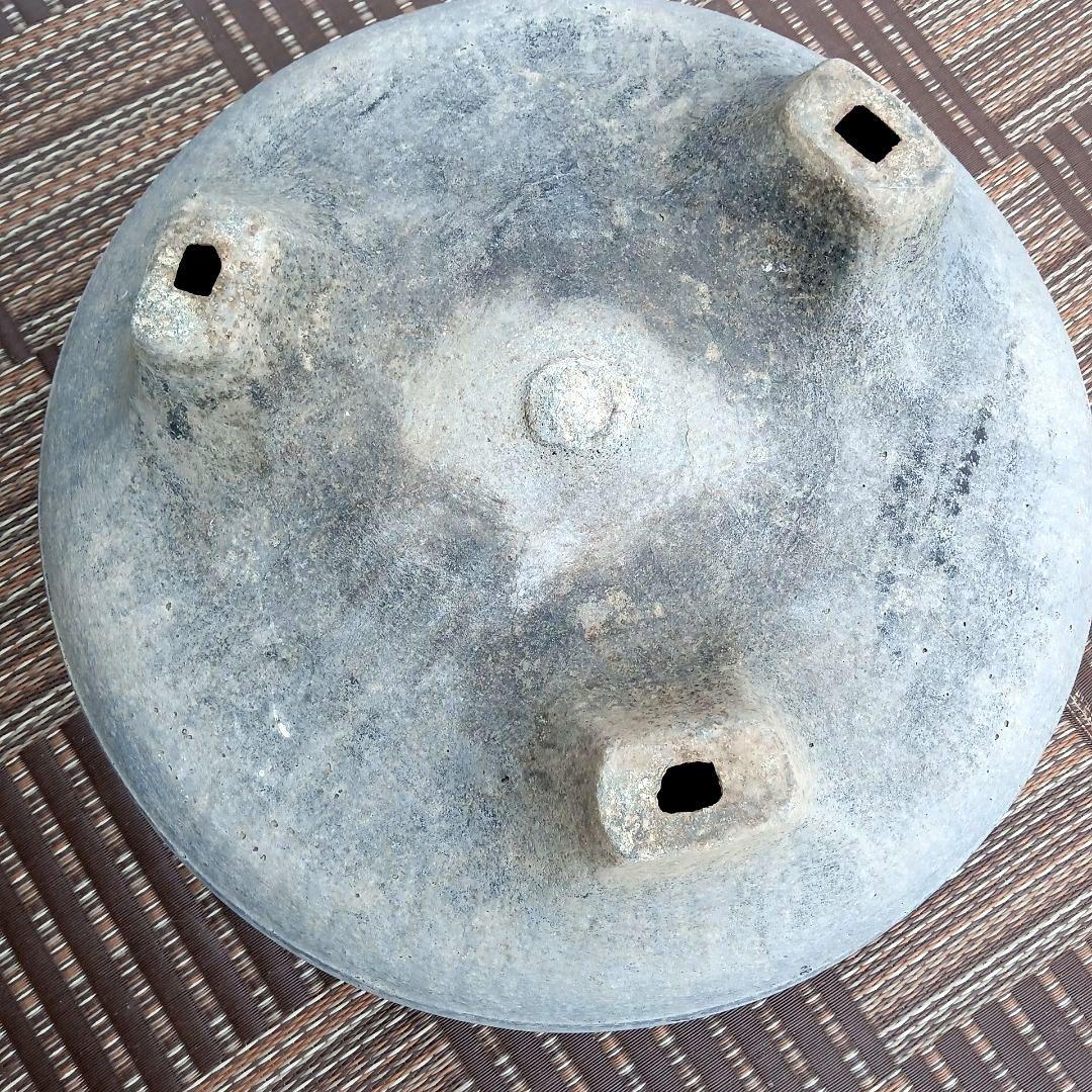 •青銅製火鉢••プランター　ビンテージ•ジャンクガーデン　レトロ火鉢　大きめ