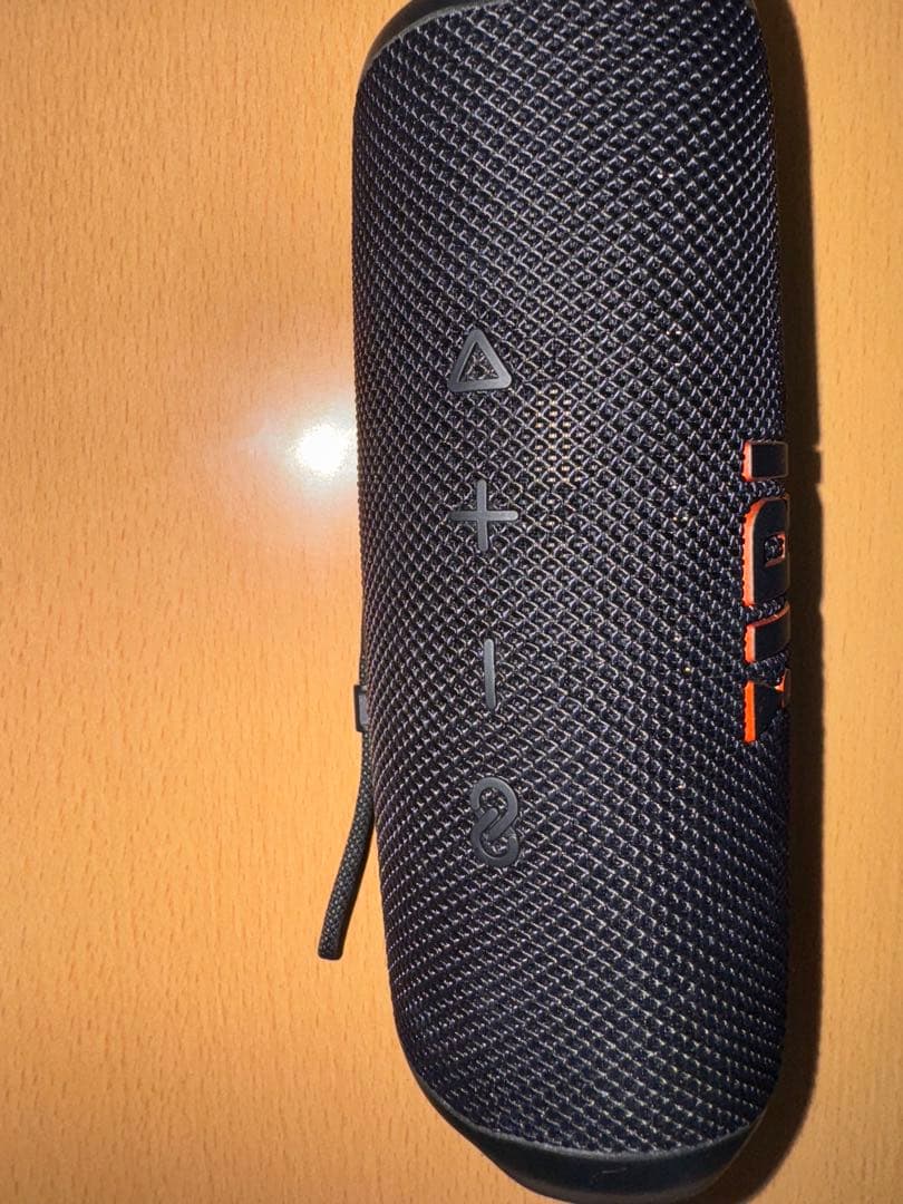 美品　JBL FLIP 6 Bluetoothスピーカー