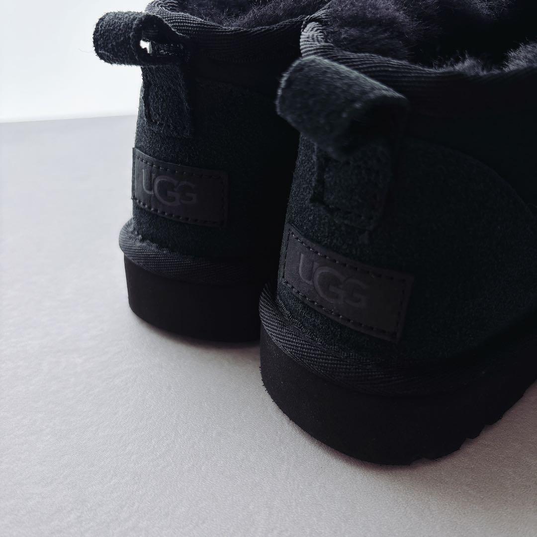 アグ　クラシックウルトラミニ　23