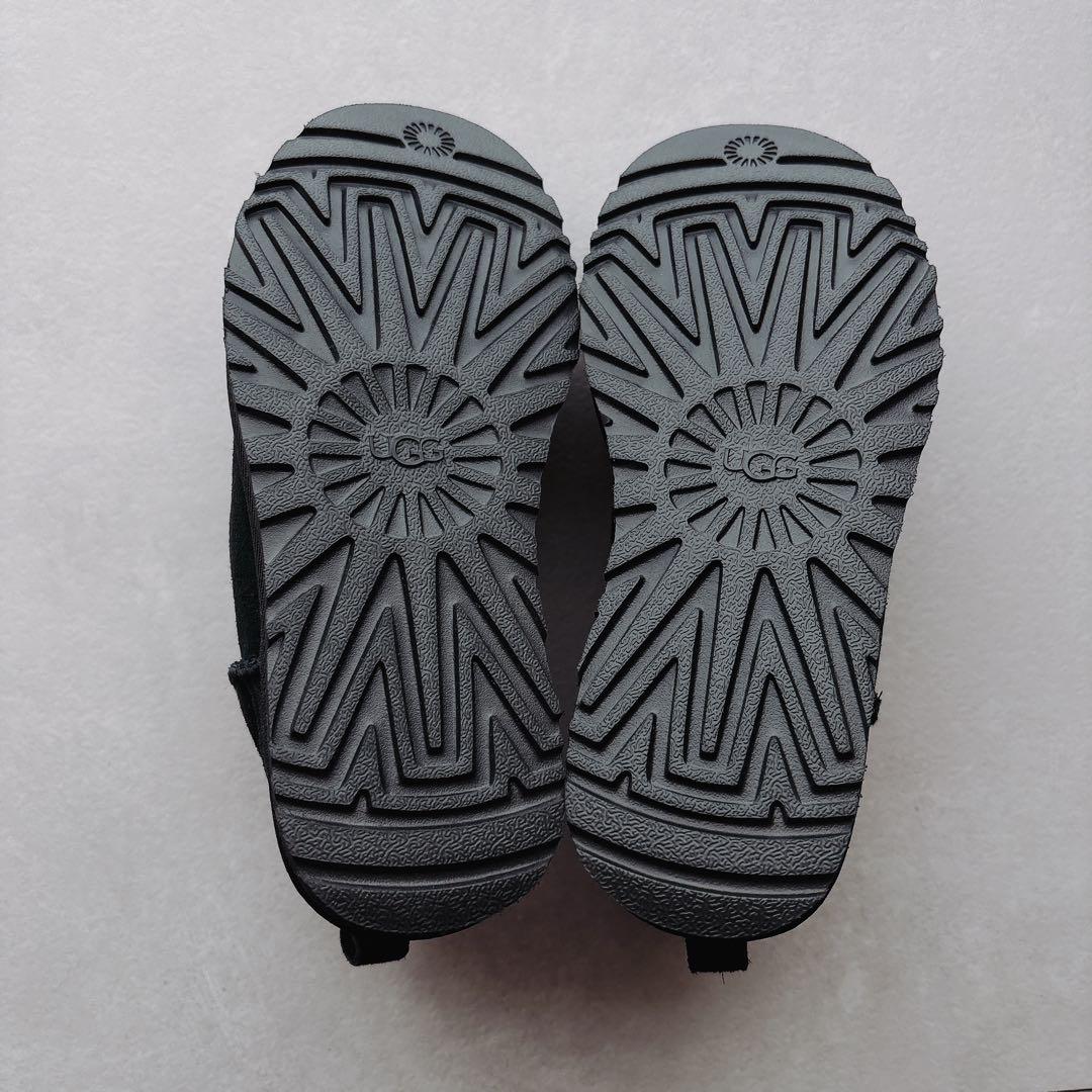 アグ　クラシックウルトラミニ　23