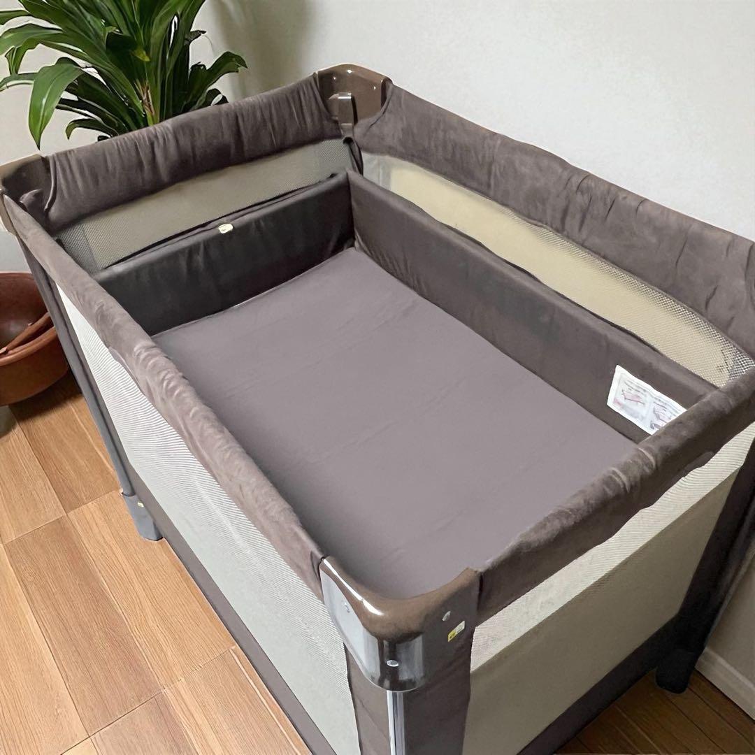 アップリカ ココネルエアープラス　COCONEL AIR PLUS ベビーベッド