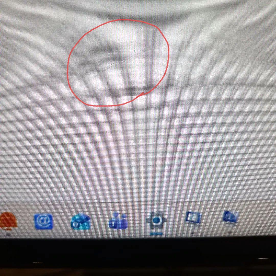 2023年製　fmvf60g3bz Core i5-1135g7 一体型pc