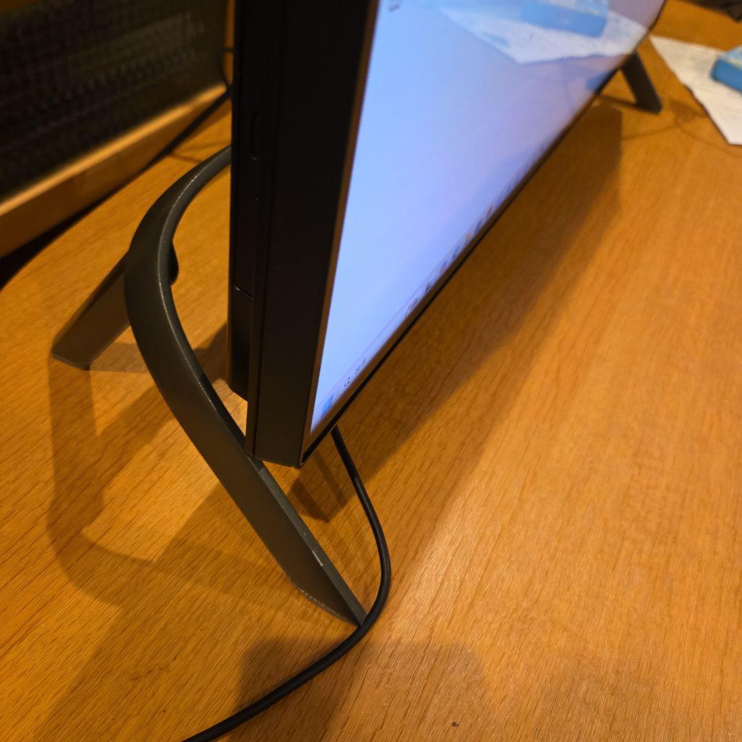 2023年製　fmvf60g3bz Core i5-1135g7 一体型pc