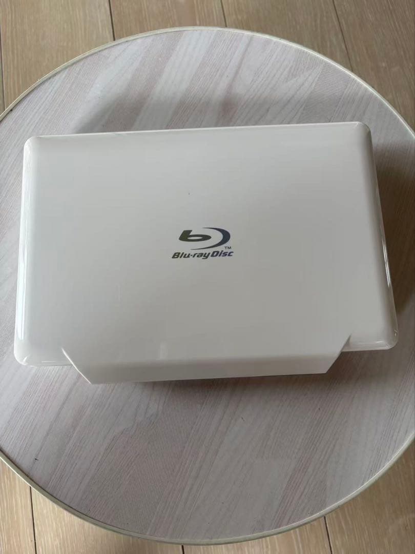 AVOX ポータブルBD/DVDプレーヤー　APBD-1030HW（美品）