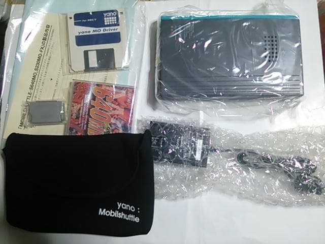 新品 yano 640MB SCSI 外付MOドライブ DOS,PC98対応