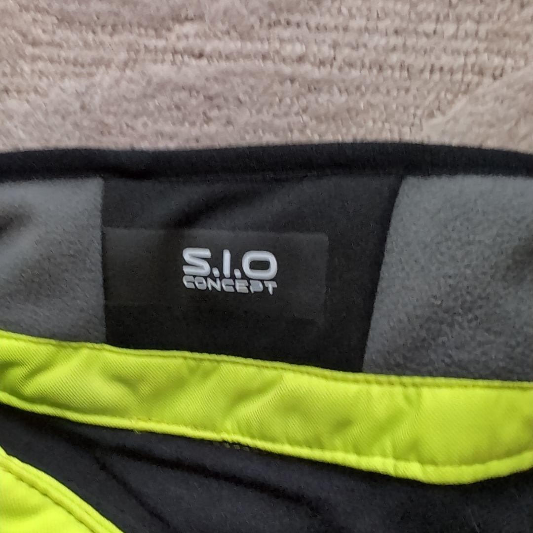 DESCENTE フード付きスキーウェア上下