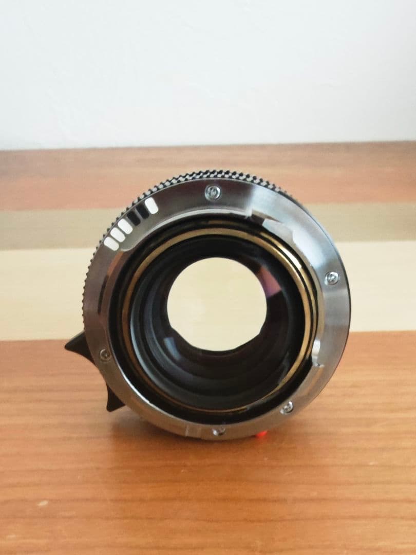 Leica Summicron 35mm f/2 レンズ7枚玉 6bitコード