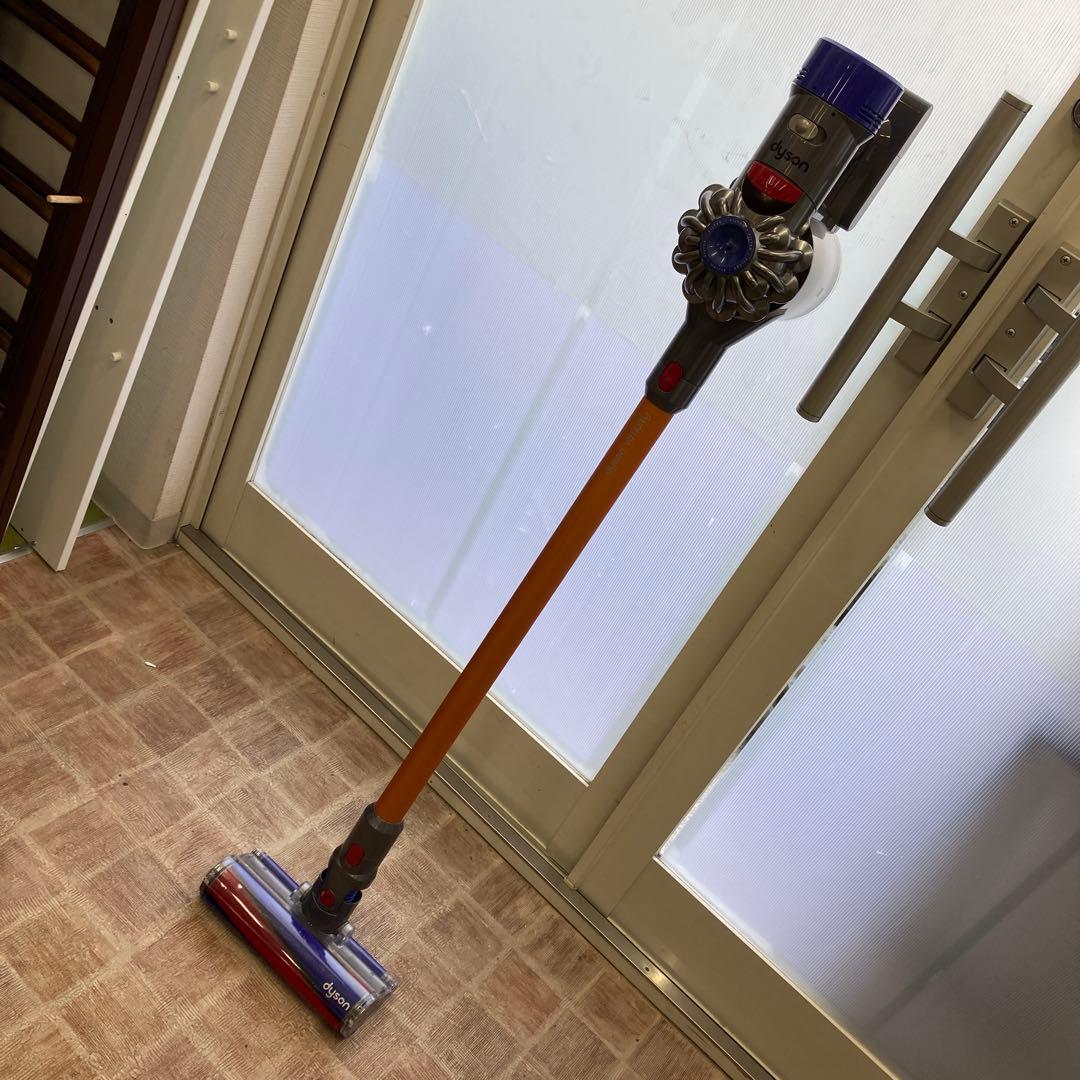 No.232 dyson V8 fluffy ダイソン 掃除機 クリーナー