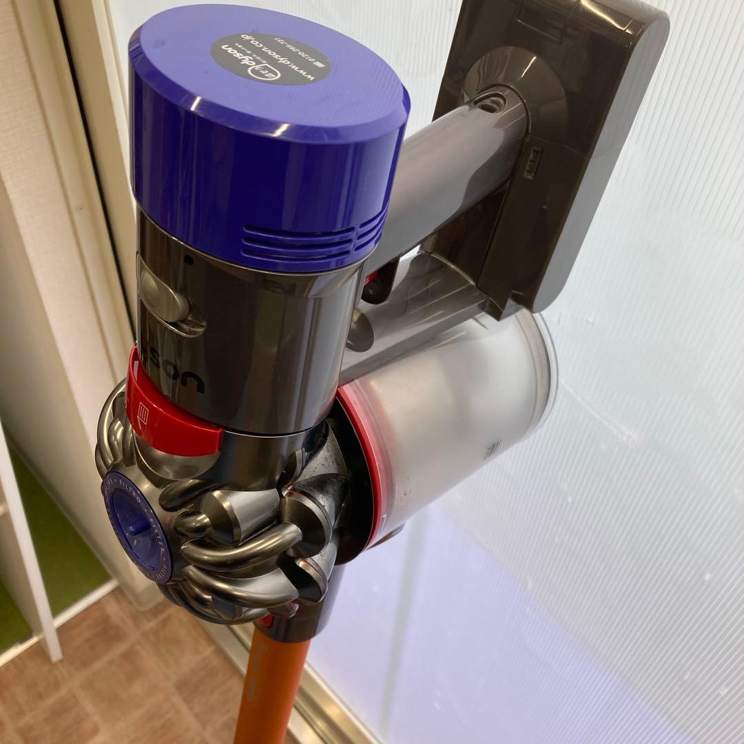 No.232 dyson V8 fluffy ダイソン 掃除機 クリーナー