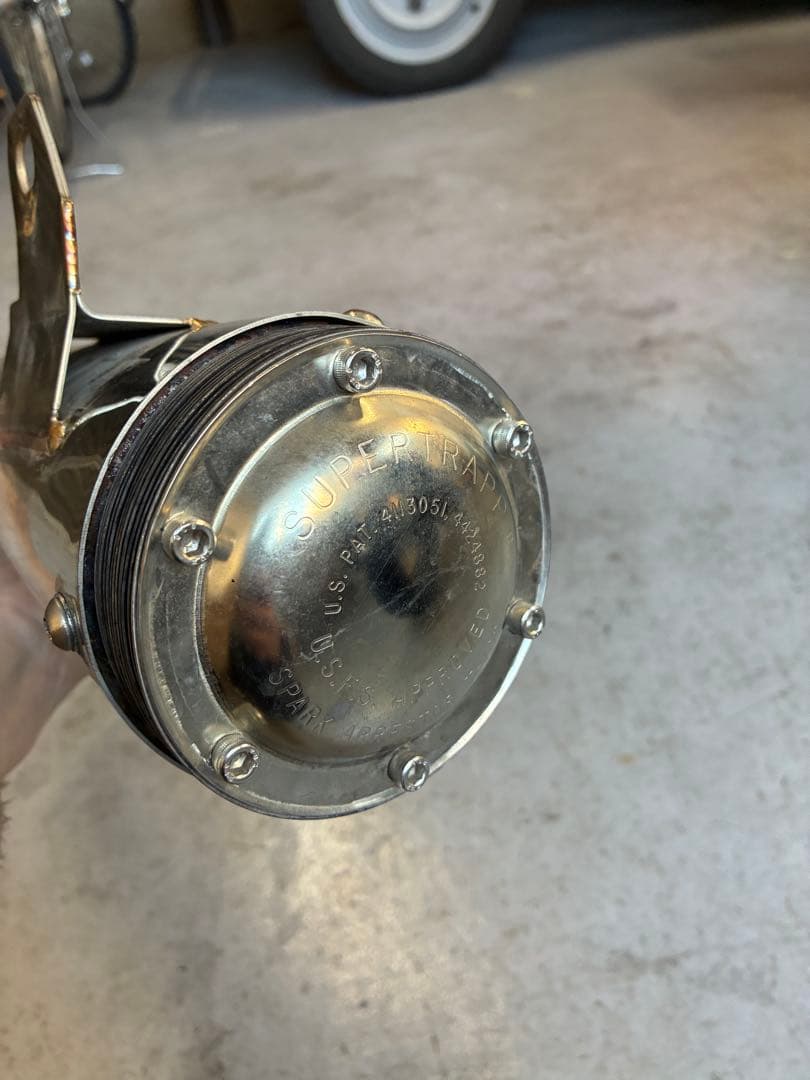 SR400 RH01J スーパートラップ マフラー