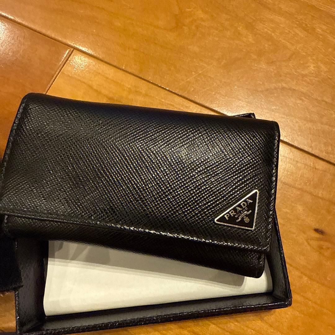 PRADA サフィアーノレザー ブラックキーケース