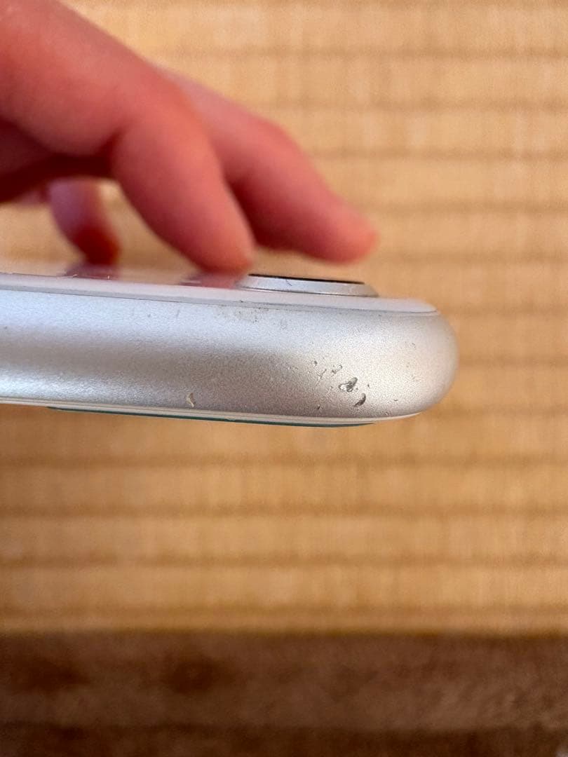 Apple iPhone8 64G シルバー