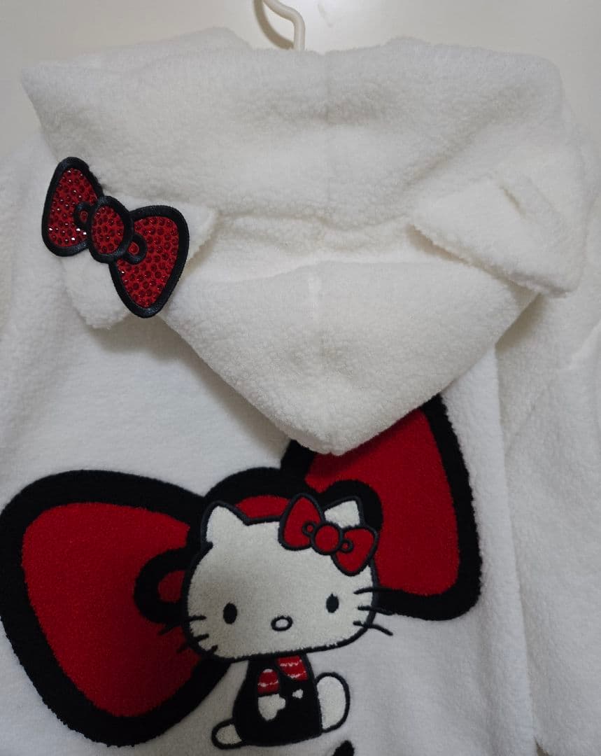 加*子様 最安値 SNIDEL スナイデル【HELLO KITTY】プレミアムパ