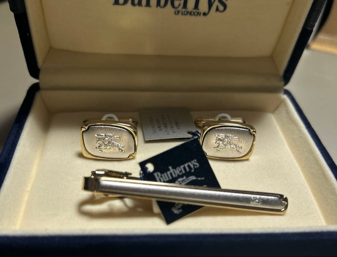 【新品】Burberrys バーバリーズ カフス＆ネクタイピン セット 箱付き