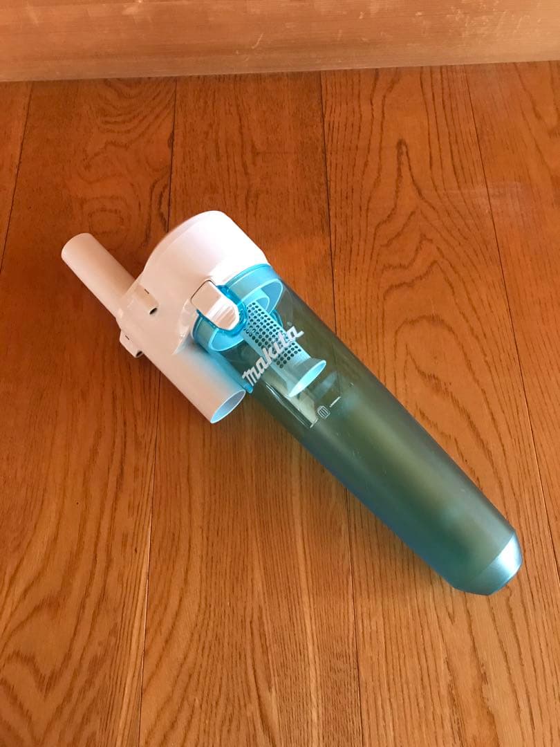 長時間掃除可能　CL107 充電器　BL1015 大容量BL1040 サイクロン