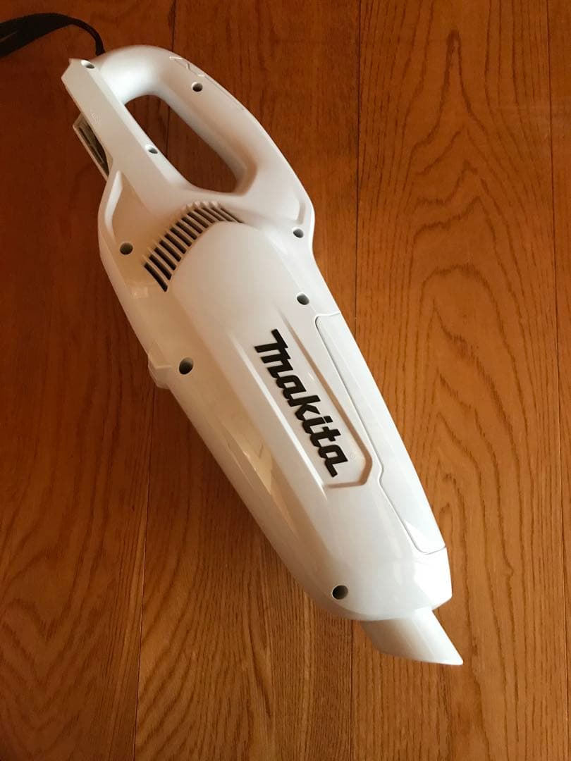 長時間掃除可能　CL107 充電器　BL1015 大容量BL1040 サイクロン