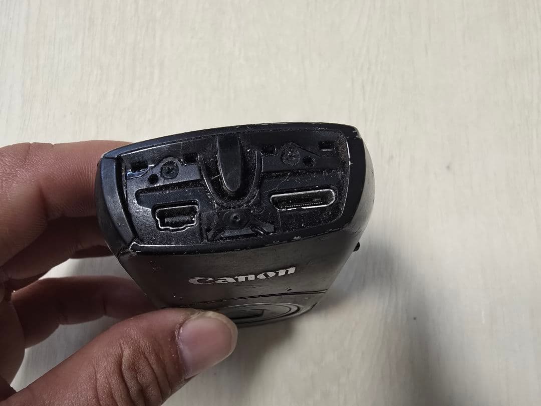 ジャンクCanon IXY 400F 、IXY30Sコンパクトデジタルカメラ