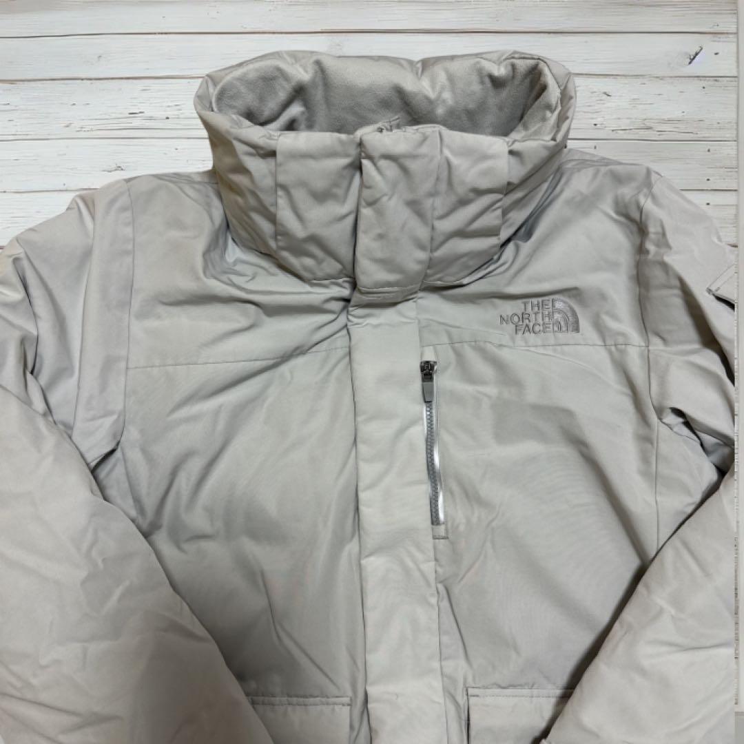 【冬物SALE】ノースフェイス　ホワイトグレー　ダウン