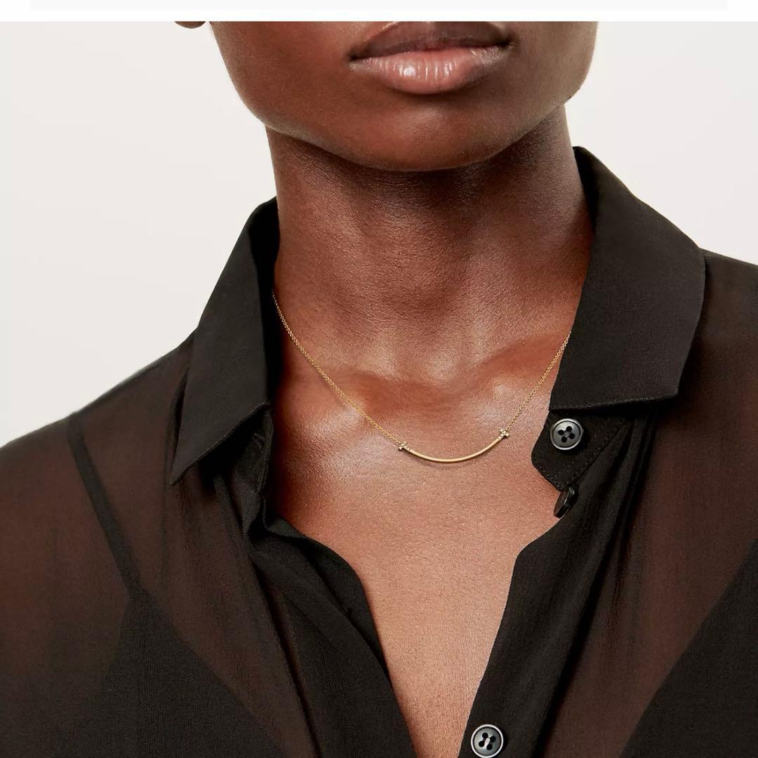 Tiffany Tスマイル　ペンダント(スモール) K18イエローゴールド