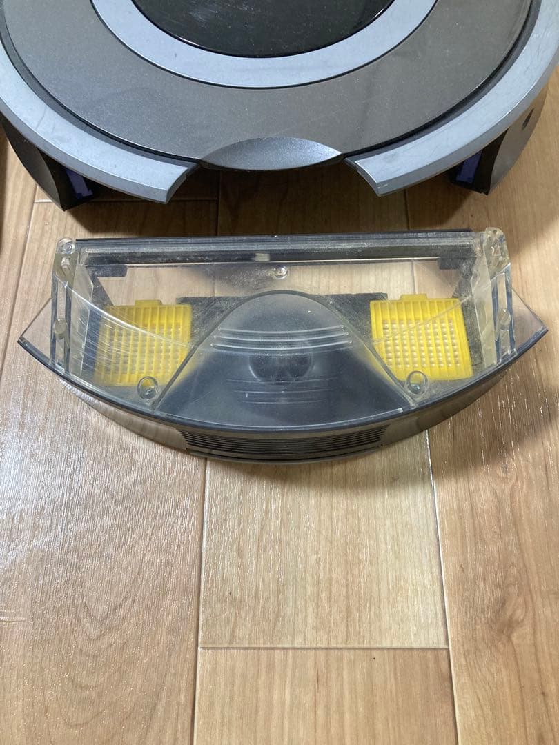 【iRobot ルンバ】ロボット掃除機｜清掃済み｜付属品多数｜リモコン付