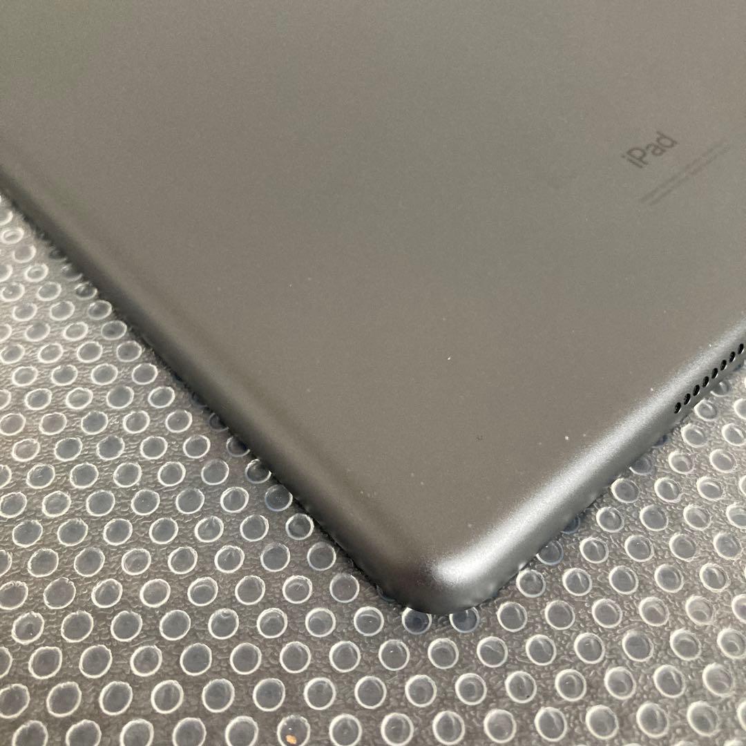 2832【早い者勝ち】iPad8 第8世代 32GB WIFIモデル☆
