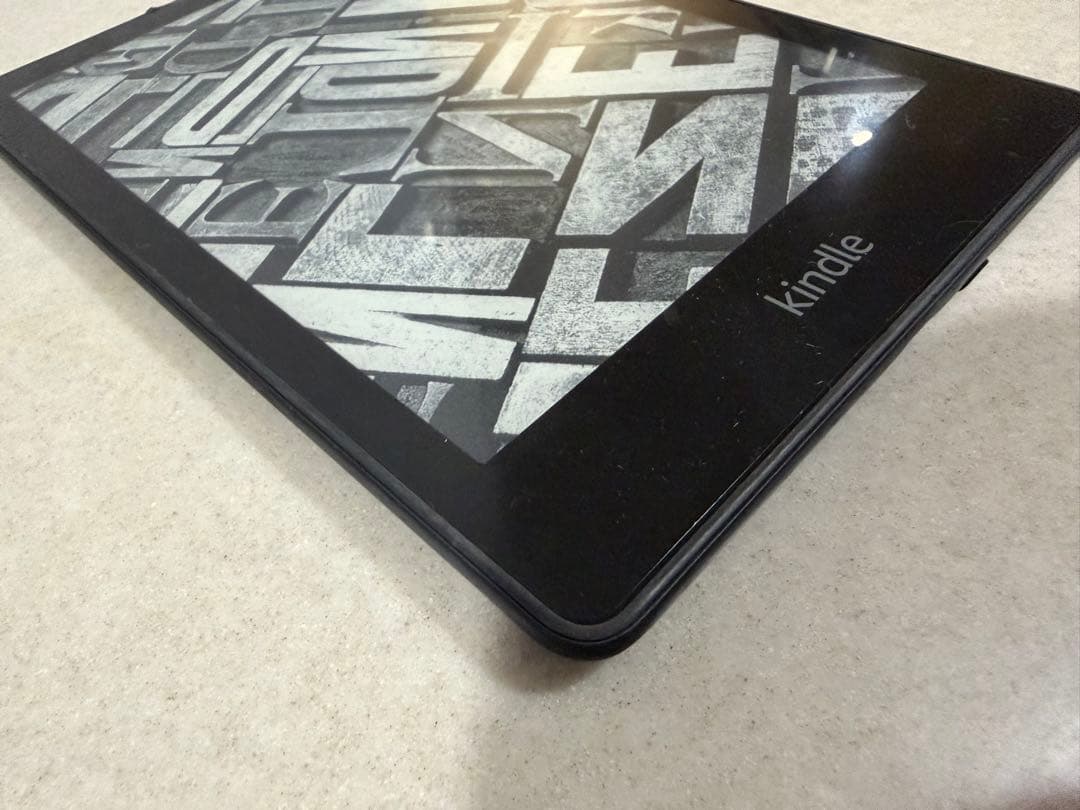 Kindle Paperwhite 第11世代　充電器スタンド付き