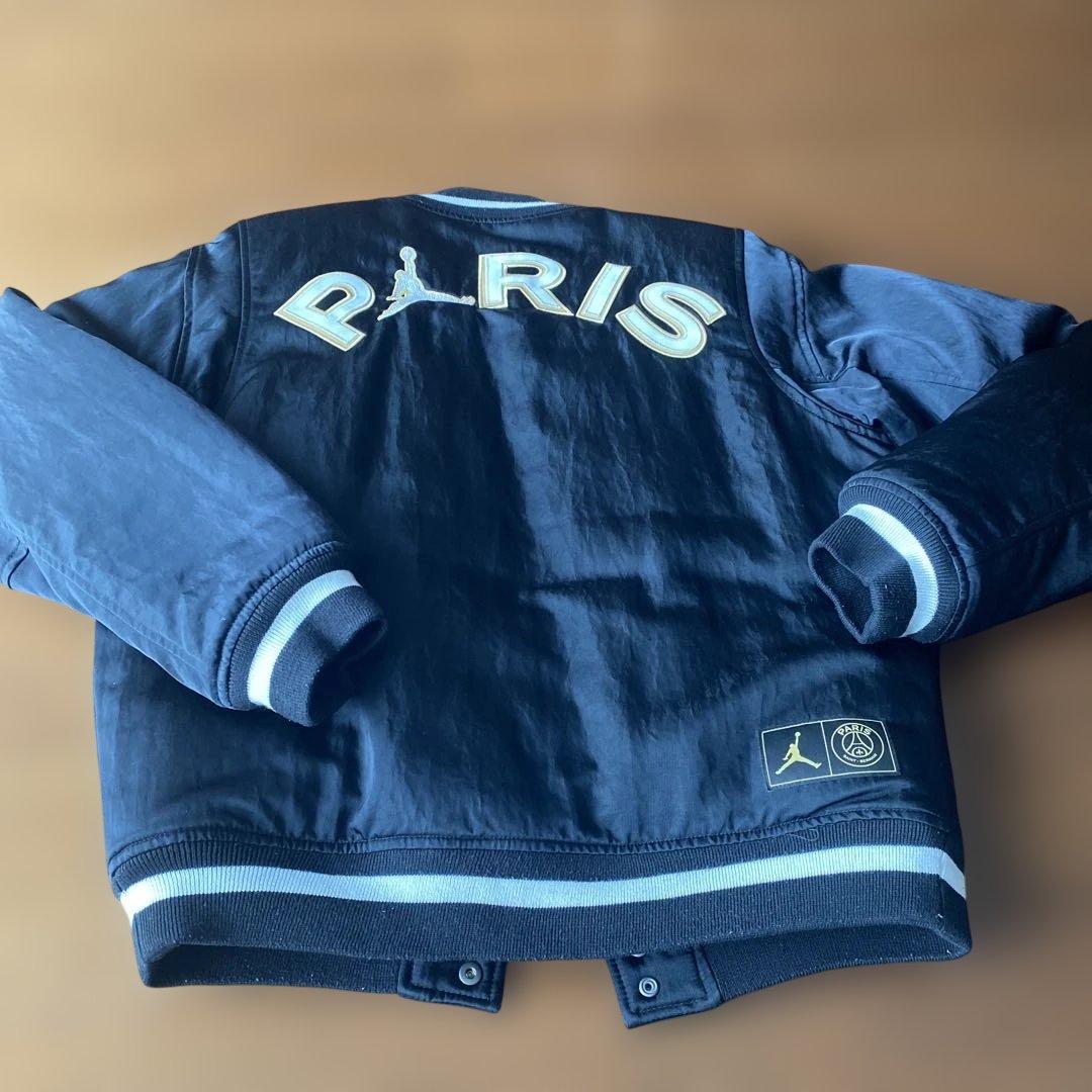 【ヒデさん専用】ジョーダン×パリサンジェルマン　キッズXSブルゾンブラック