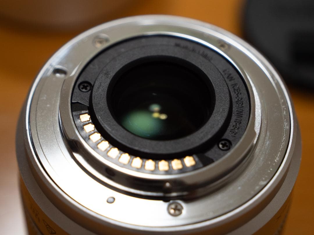 Panasonic LUMIX G 25mm F1.7 ASPH. シルバー