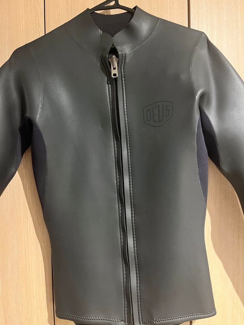 DEUS デウス　グレー 長袖タッパー　XL