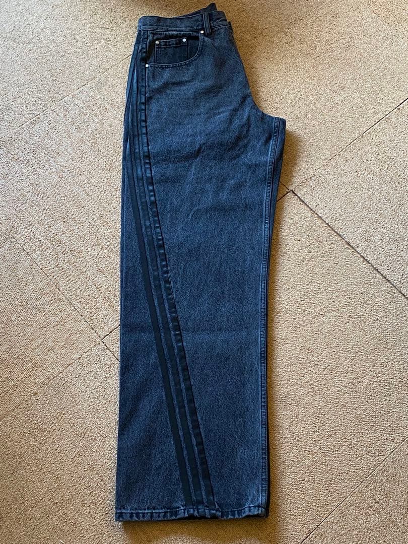 アディダス ADILENIUM シーズン 3 ルーズフィット デニムパンツ