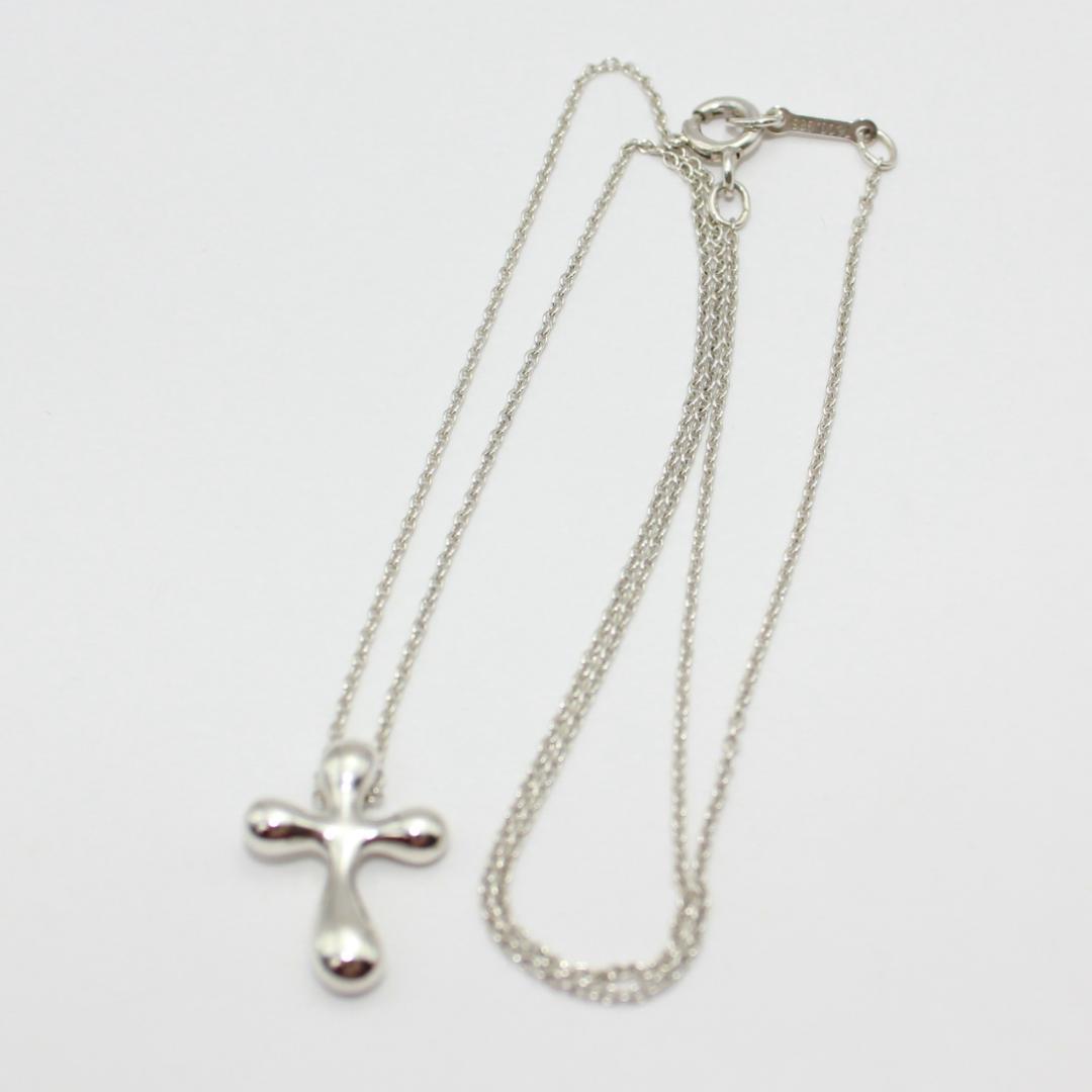 美品 Tiffany&Co. ティファニー クロス シルバー ネックレス 925
