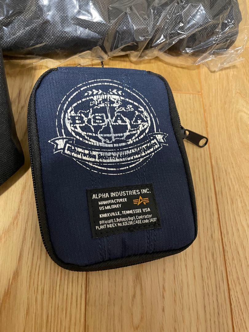 バイオハザード　BSAAバック　ポーチ4点セット