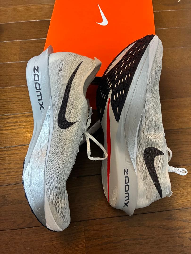 NIKEメンズ　27cm ストリークフライ2