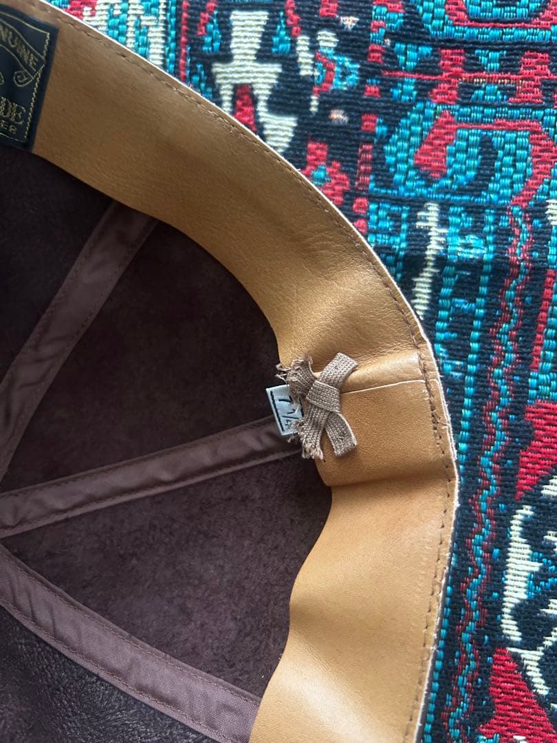 atlast horse hide sport cap アットラスト