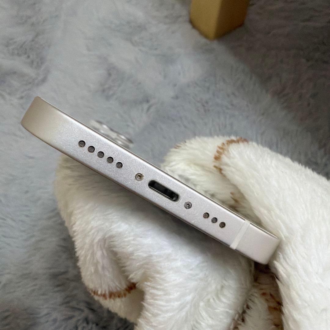 Apple iPhone13 スターライト 本体