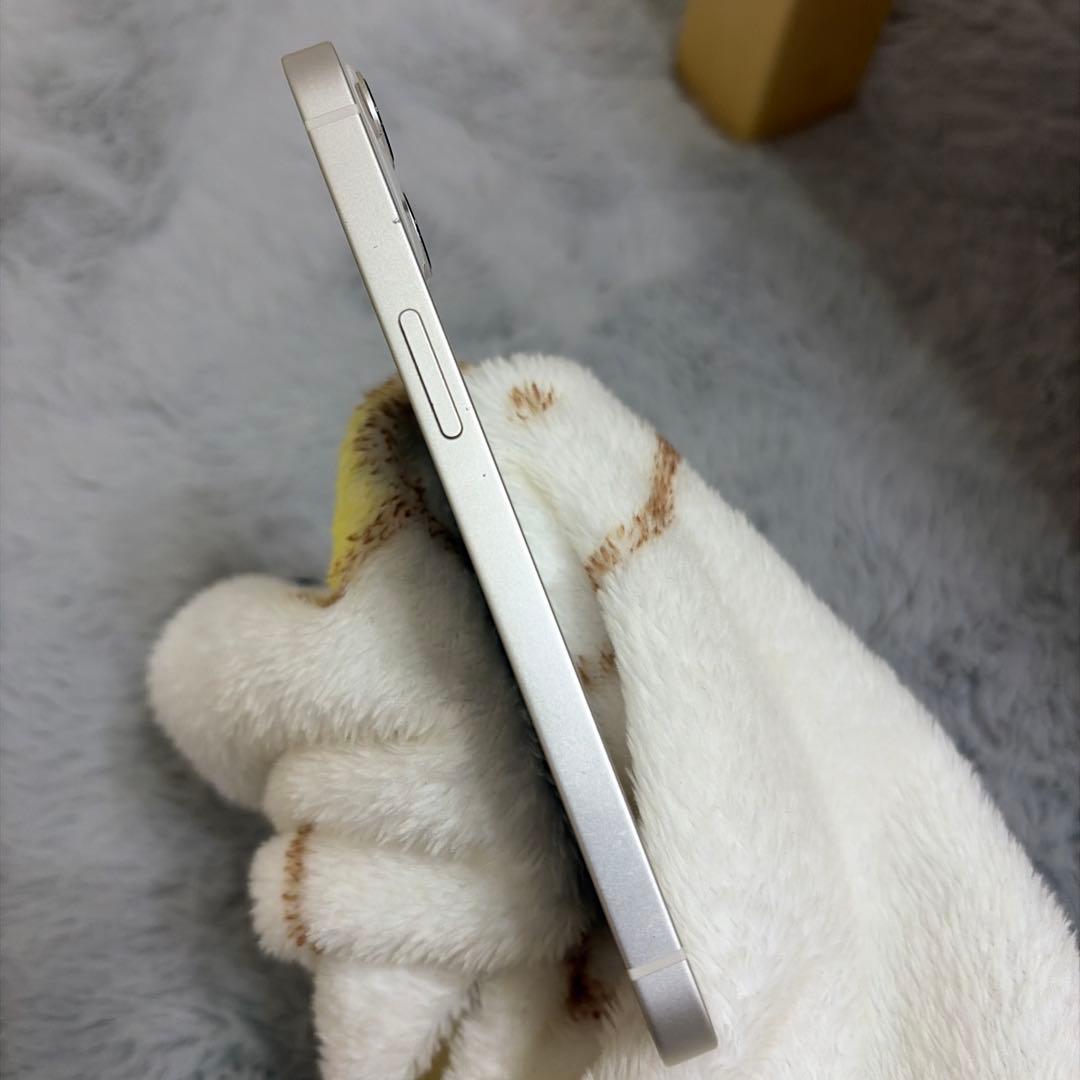 Apple iPhone13 スターライト 本体