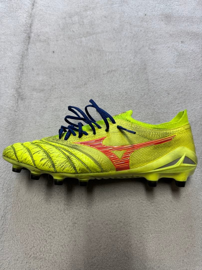 ミズノモレリアネオ4β イエロー サイズ27.0cm