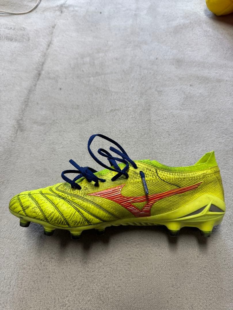 ミズノモレリアネオ4β イエロー サイズ27.0cm