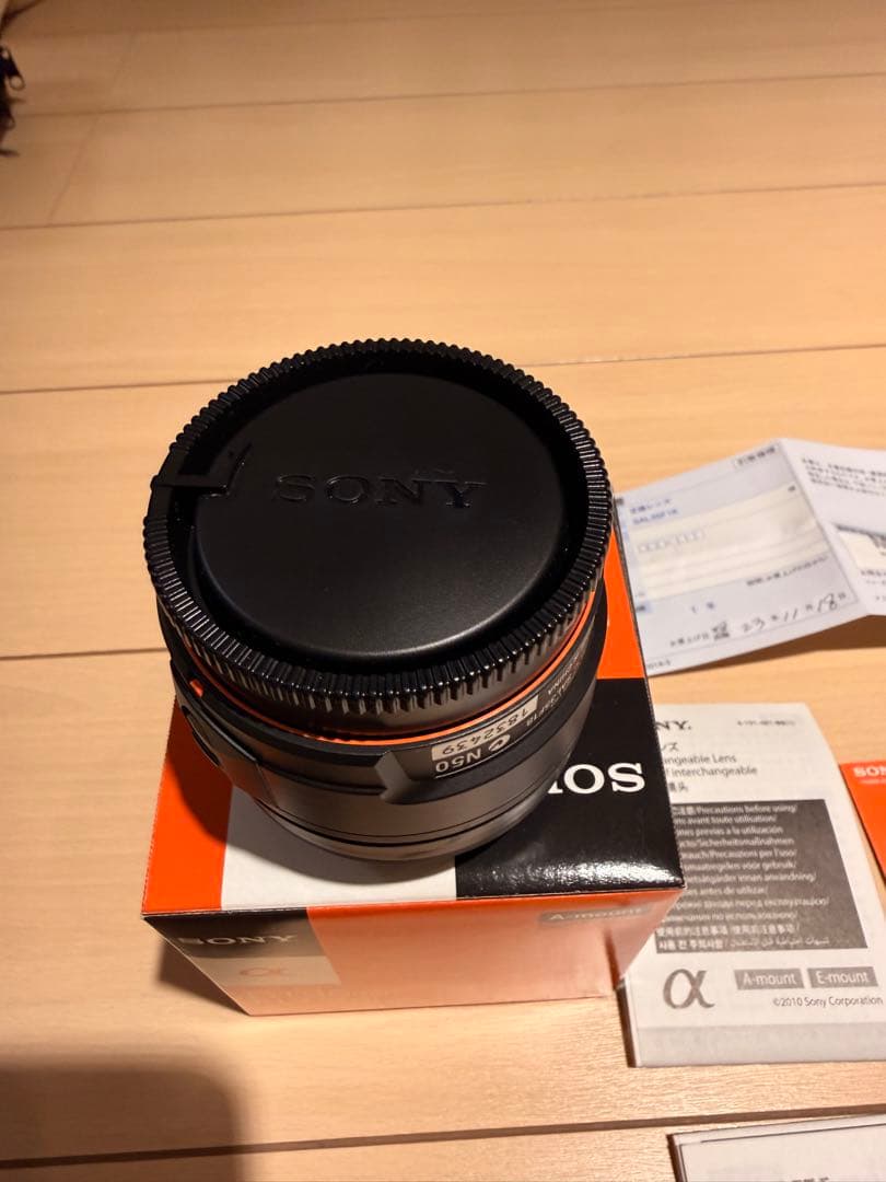 SONY DT 35mm F1.8 SAM レンズ　単焦点レンズ