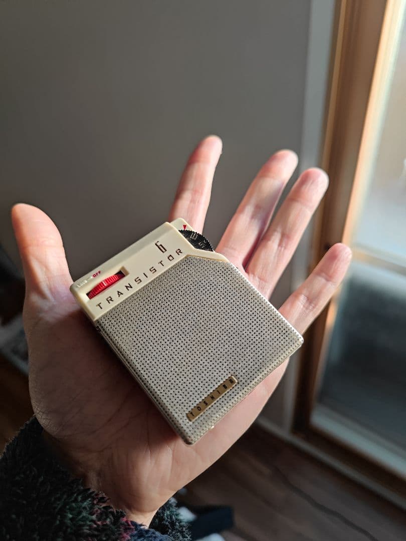 東芝 極小型 トランジスタラジオ 1959年製