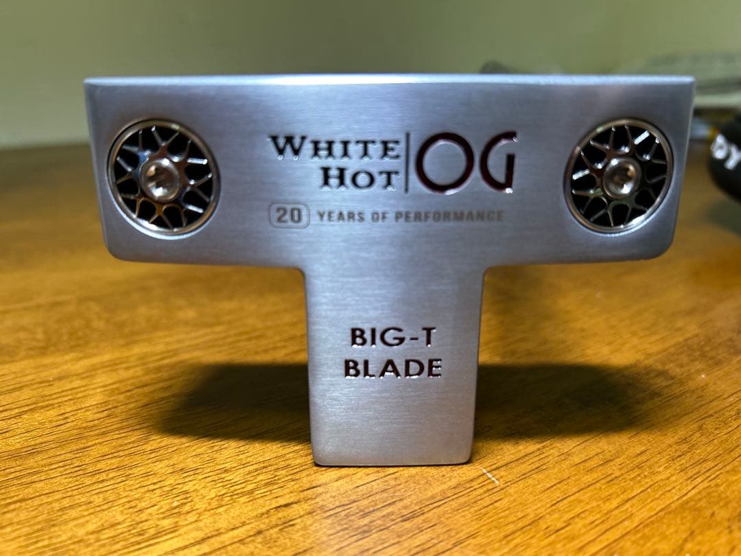 『新品・未使用】オデッセイ　パター　 ホワイトホット BIG T 34インチ