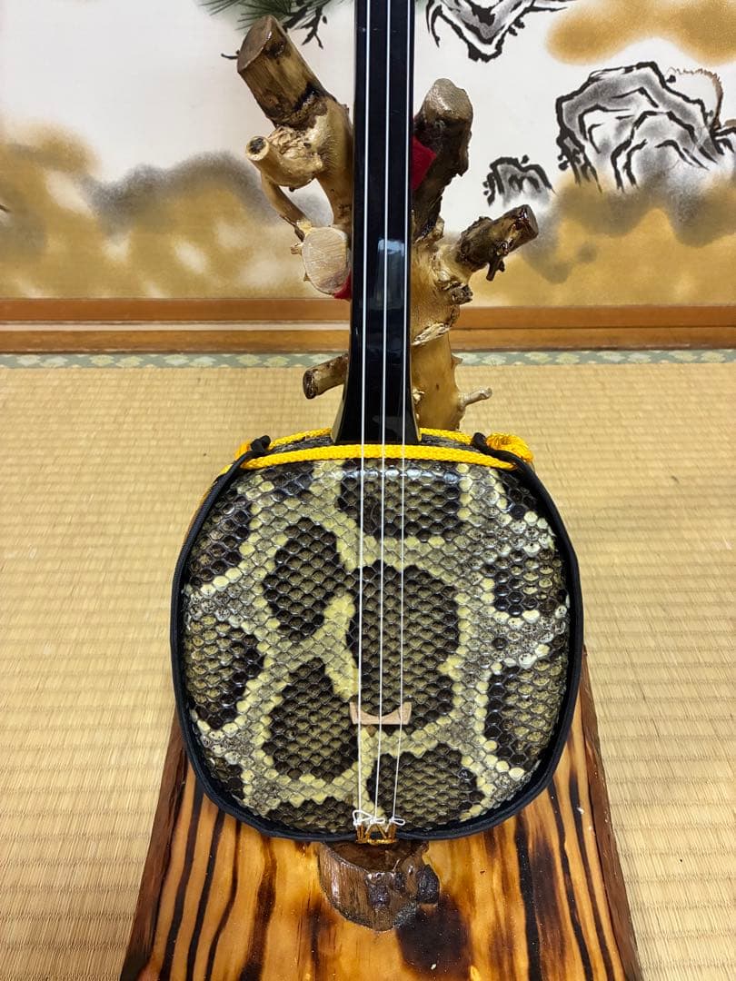 沖縄三線　島黒木！島クルチ！江戸ユナー型！本蛇皮一枚張り！