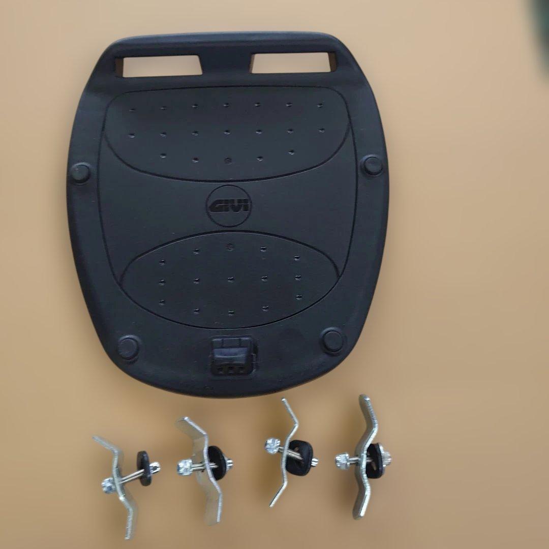 GIVI ジビ バイク用 リアボックス 37L