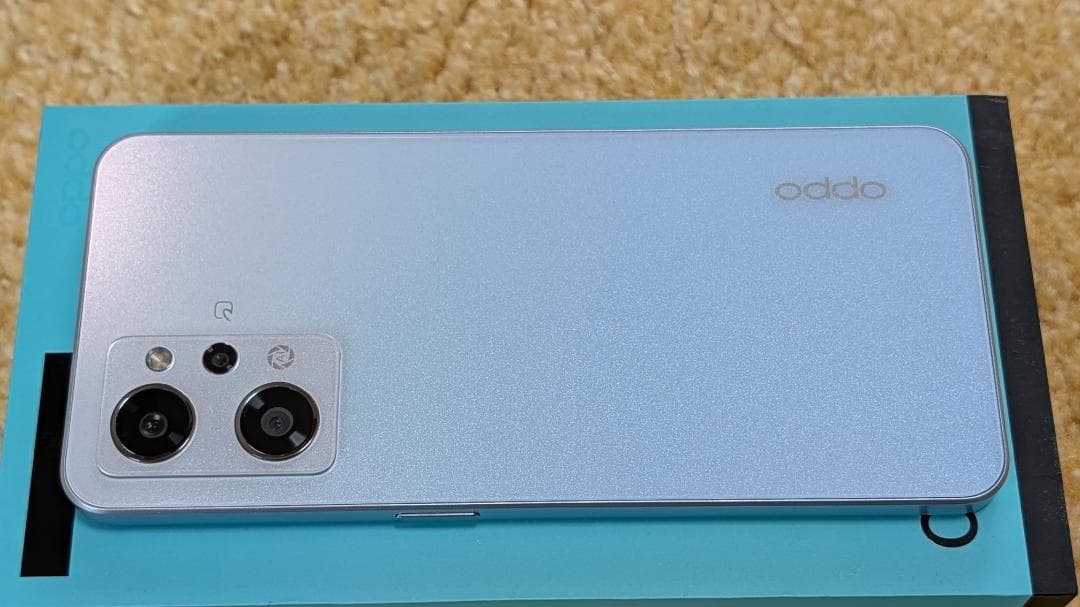 OPPO Reno7 A　ドリームブルー、カバー付き