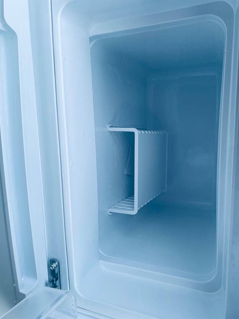 専用　MORITA ノンフロン冷凍冷蔵庫　MR-D90E