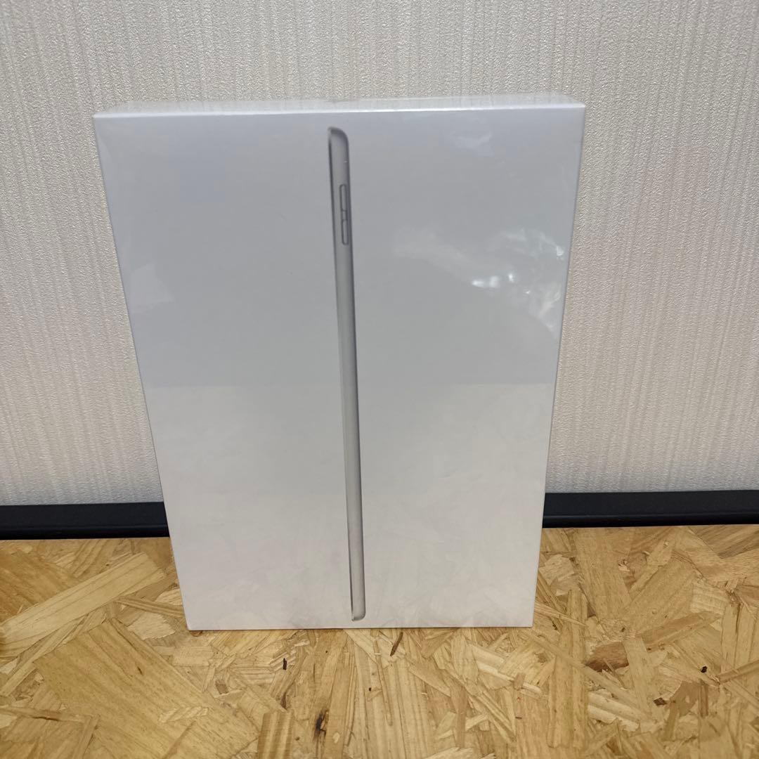 【新品・未開封】iPad（第9世代） 10.2インチ 64GB シルバー