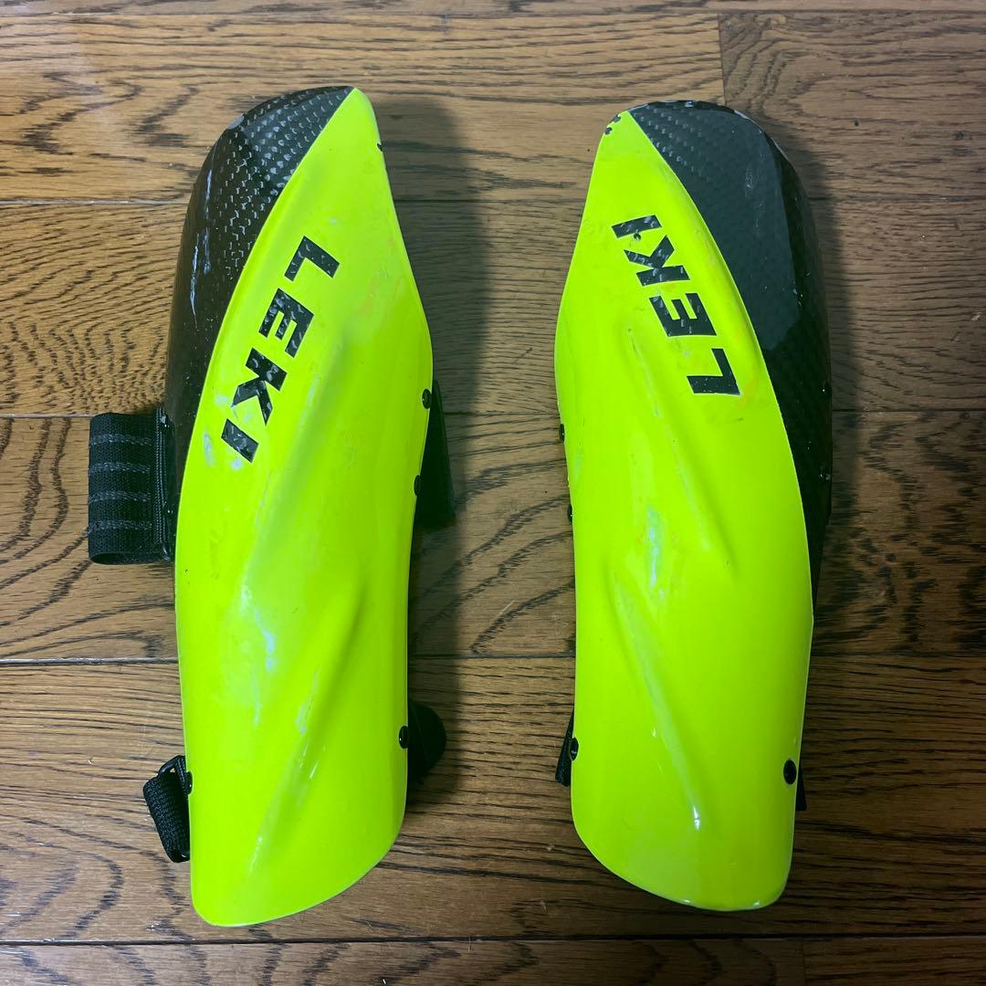 LEKIカーボンアームガード