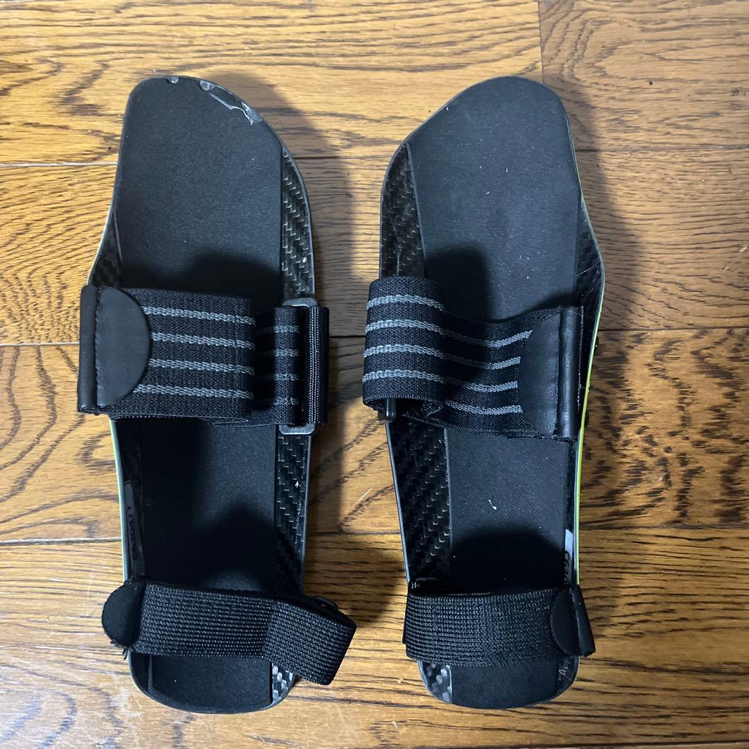 LEKIカーボンアームガード