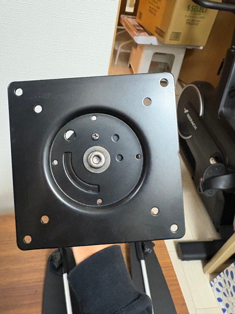 Amazonベーシック モニターアーム ノートパソコンスタンド付